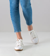 Anna Kern Sneaker 140 Canvas – white Size 7.5 Offer