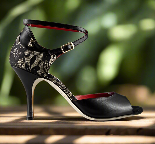 ID. Tangolera Julieta black lace, Heel 8 cm