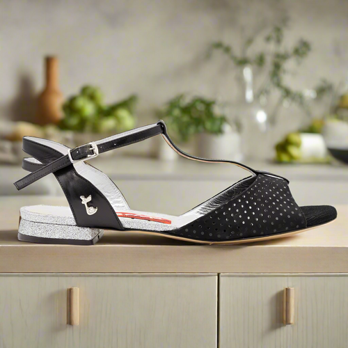 Tangolera  D31 Suede Black heel 1 cm