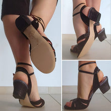 Tangolera D32  Black stampa pizzo, Leather Sole, heel 4 cm, Narrow fit