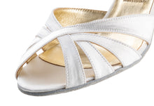 Nueva Epoca Paris 6 Satin white size 5 Offer